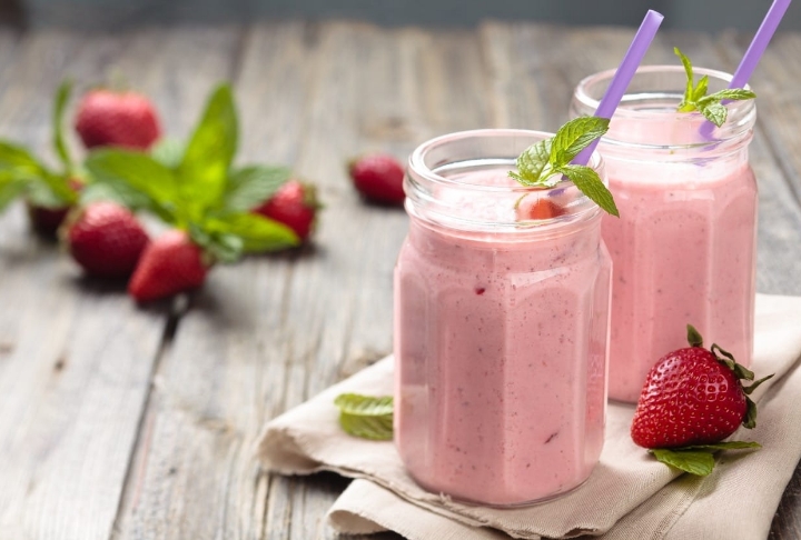 Çilekli Milkshake